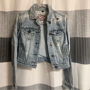 American Eagle light distressed denim jean jacket